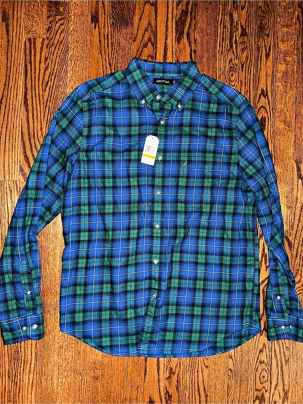 Nautica Plaid Button-Down Shirt Plaid Cotton Shirt in Blue & Green Size Medium